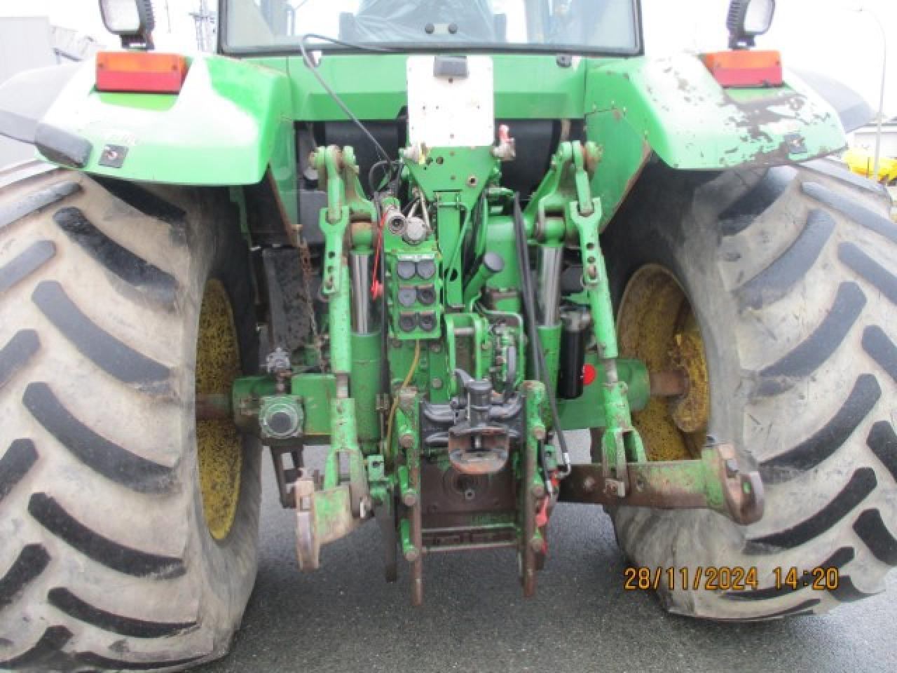 John Deere 7710 TLS Motor Neu - Traktor: das Bild 3 John Deere 7710 TLS Motor Neu - Traktor: das Bild 3