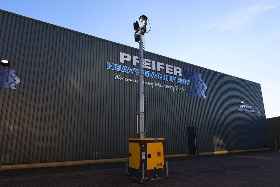 Atlas Copco HiLight B5+KD Max Boom Height 8m, Luminosity With - Lichtmasten: das Bild 3 Atlas Copco HiLight B5+KD Max Boom Height 8m, Luminosity With - Lichtmasten: das Bild 3