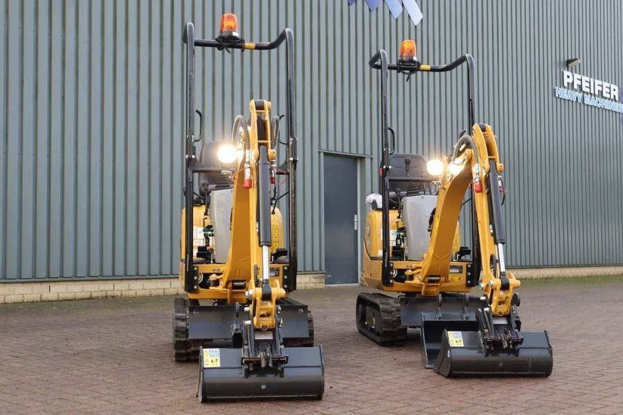 Minibagger CAT 300.9D NEW, Valid inspection, *Guarantee! Hydr Qui: das Bild 9