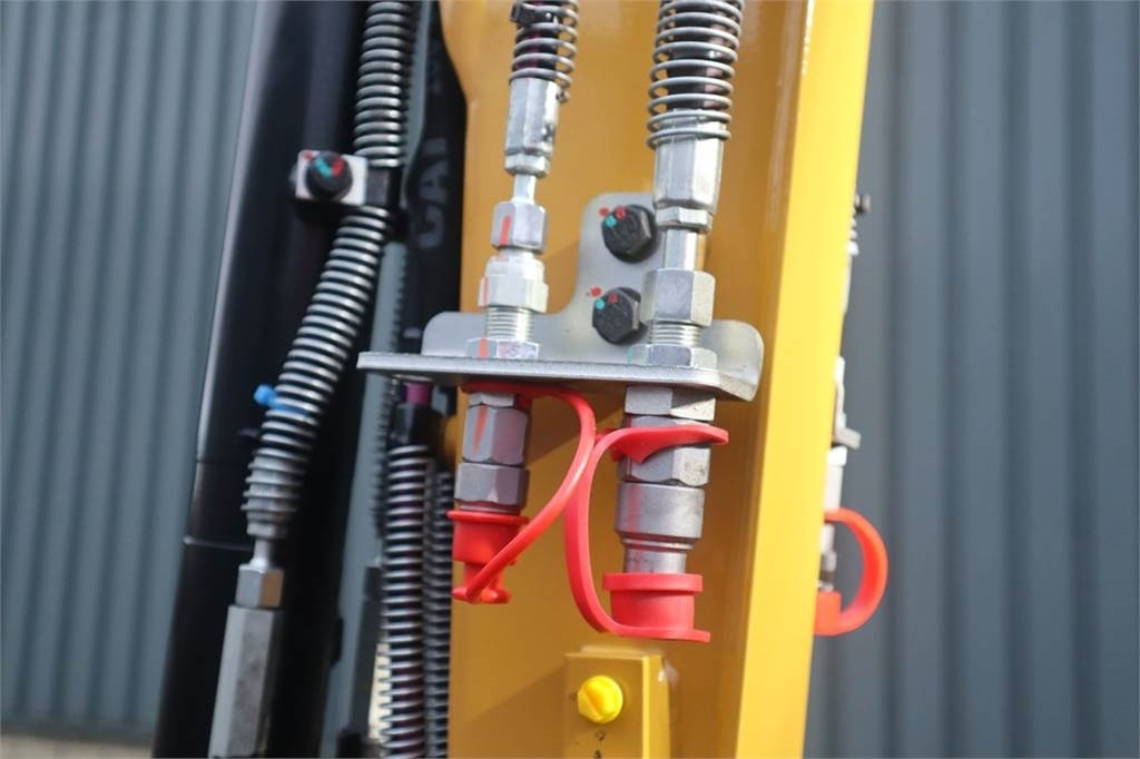 Minibagger CAT 301.8 NEW, Valid inspection, *Guarantee! Hydr Quic: das Bild 9