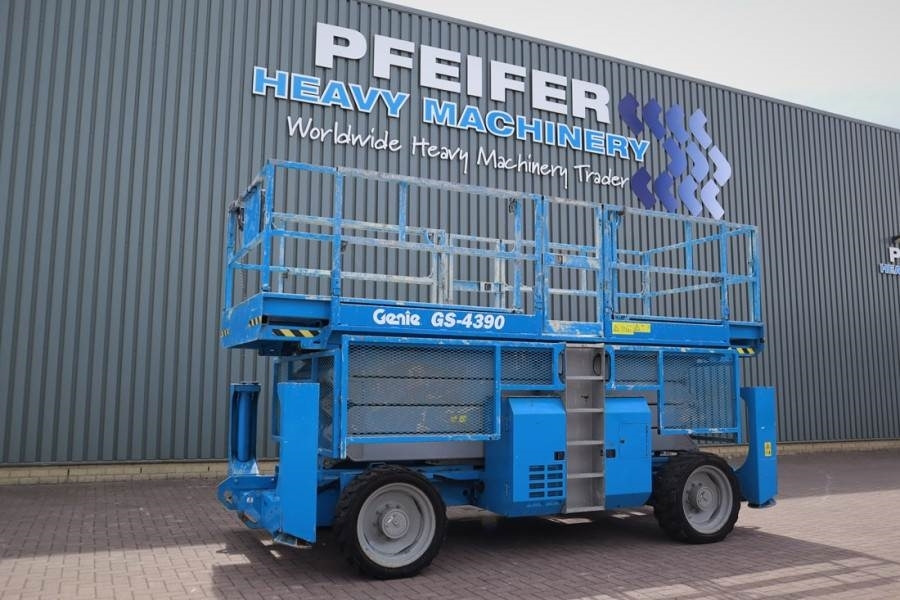 Genie GS4390 Diesel, 4x4 Drive, 15.11m Working Height 68 - Scherenbühne: das Bild 1 Genie GS4390 Diesel, 4x4 Drive, 15.11m Working Height 68 - Scherenbühne: das Bild 1