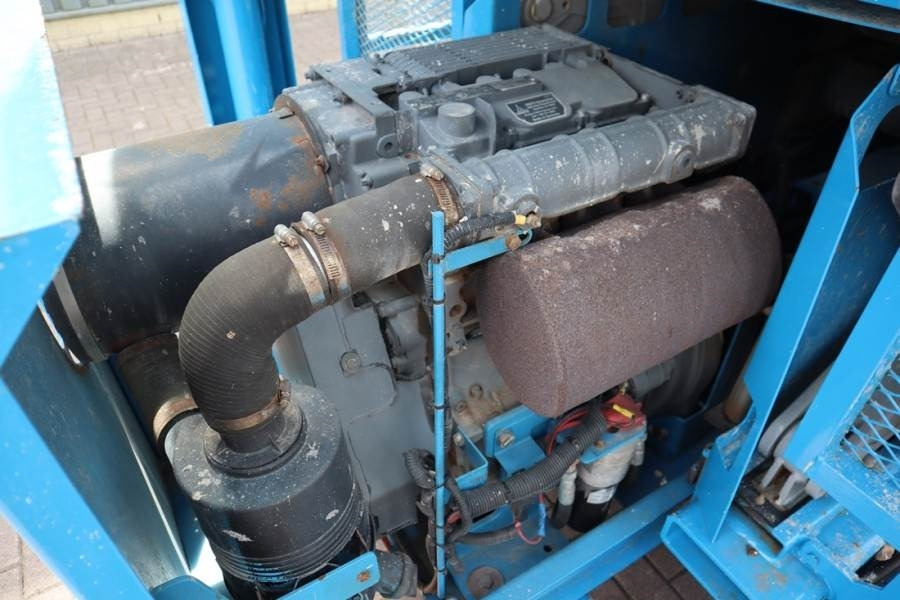 Genie GS4390 Diesel, 4x4 Drive, 15.11m Working Height 68 - Scherenbühne: das Bild 2 Genie GS4390 Diesel, 4x4 Drive, 15.11m Working Height 68 - Scherenbühne: das Bild 2