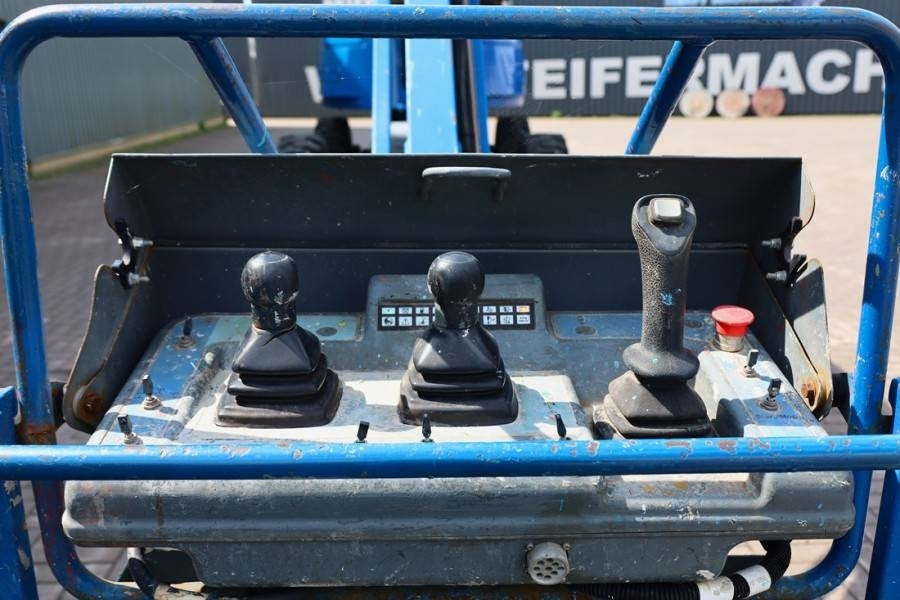 Haulotte HT23RTJ Pro Diesel, 4x4x4 Drive, 22.5 m Working He - Teleskopbühne: das Bild 5 Haulotte HT23RTJ Pro Diesel, 4x4x4 Drive, 22.5 m Working He - Teleskopbühne: das Bild 5