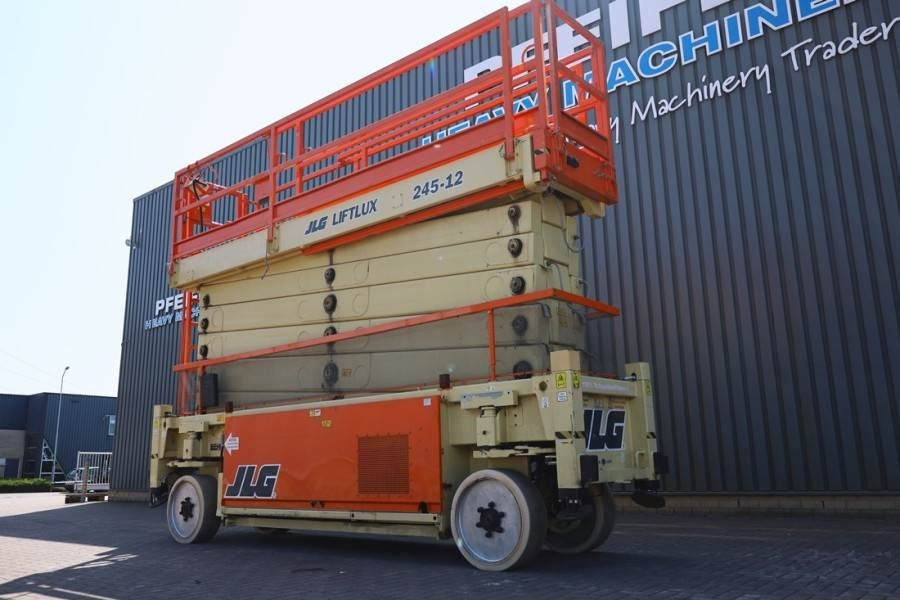 Scherenbühne JLG SL245-12 Diesel, 4x4x4 Drive, 26.5m Working Height: das Bild 9