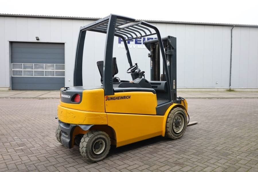 Jungheinrich EFG535 Electric, Lifting Height 4700mm, Freelift 1 - Dieselstapler: das Bild 2 Jungheinrich EFG535 Electric, Lifting Height 4700mm, Freelift 1 - Dieselstapler: das Bild 2