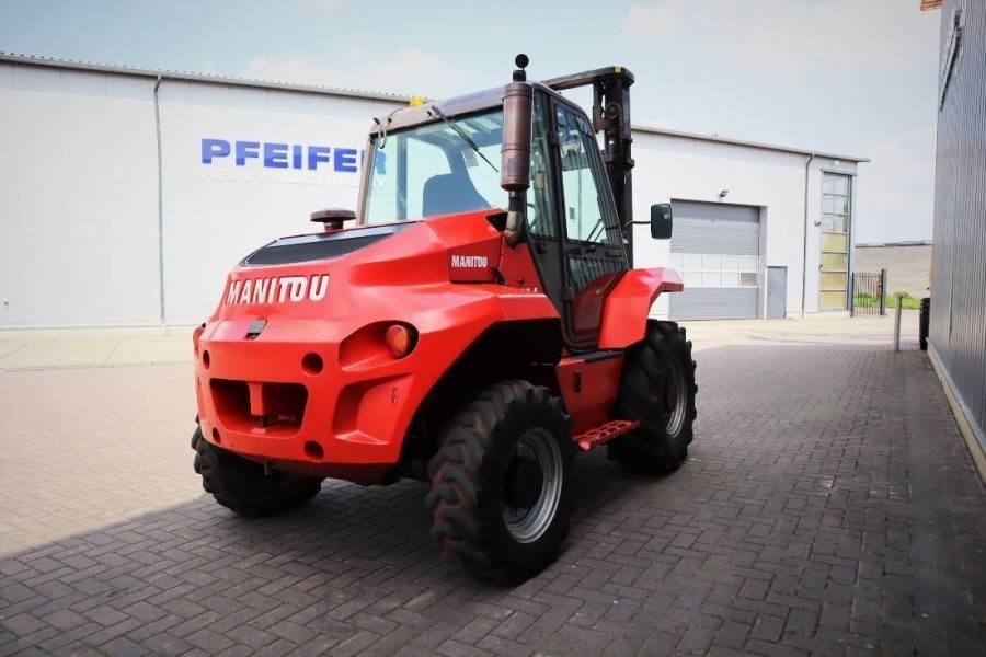 Manitou M30-4 Diesel, 4x4 Drive, 3t Capacity, Triplex Mast - Geländestapler: das Bild 2 Manitou M30-4 Diesel, 4x4 Drive, 3t Capacity, Triplex Mast - Geländestapler: das Bild 2