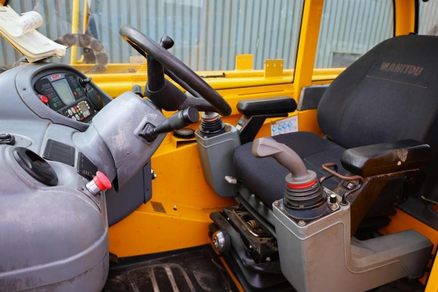 Manitou MRT2150 Privilege Diesel, 4x4x4 Drive, 5t Cap. 20. - Teleskoplader: das Bild 4 Manitou MRT2150 Privilege Diesel, 4x4x4 Drive, 5t Cap. 20. - Teleskoplader: das Bild 4