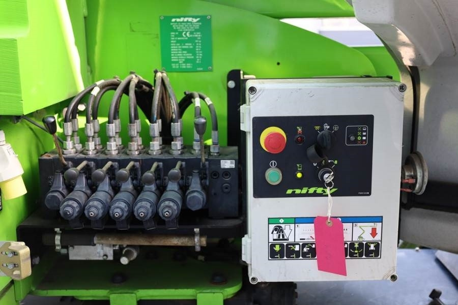Niftylift HR17NDE HYBRIDE MK3 Hybrid Battery & Diesel, 17m W - Gelenkarmbühne: das Bild 5 Niftylift HR17NDE HYBRIDE MK3 Hybrid Battery & Diesel, 17m W - Gelenkarmbühne: das Bild 5