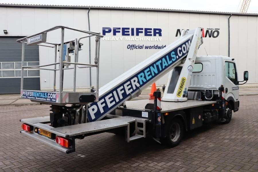 Palfinger P260B Dutch Registration, Driving Licence B/3, Die - LKW mit Arbeitsbühne: das Bild 2 Palfinger P260B Dutch Registration, Driving Licence B/3, Die - LKW mit Arbeitsbühne: das Bild 2
