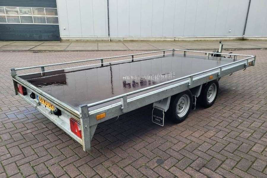 Saris C2700 2 Axel Trailer, Maximum payload: 2045 kg, In - PKW Anhänger: das Bild 2 Saris C2700 2 Axel Trailer, Maximum payload: 2045 kg, In - PKW Anhänger: das Bild 2