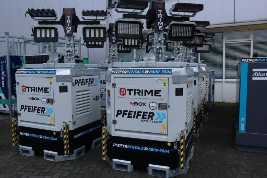 Trime X-BOX 4x320W Valid inspection, *Guarantee! H - Lichtmasten: das Bild 2 Trime X-BOX 4x320W Valid inspection, *Guarantee! H - Lichtmasten: das Bild 2