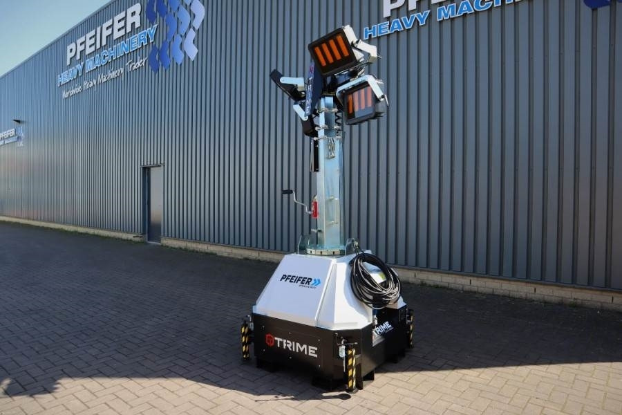 Trime X-Mast 4 × 320W Valid Inspection, *Guarantee - Lichtmasten: das Bild 2 Trime X-Mast 4 × 320W Valid Inspection, *Guarantee - Lichtmasten: das Bild 2