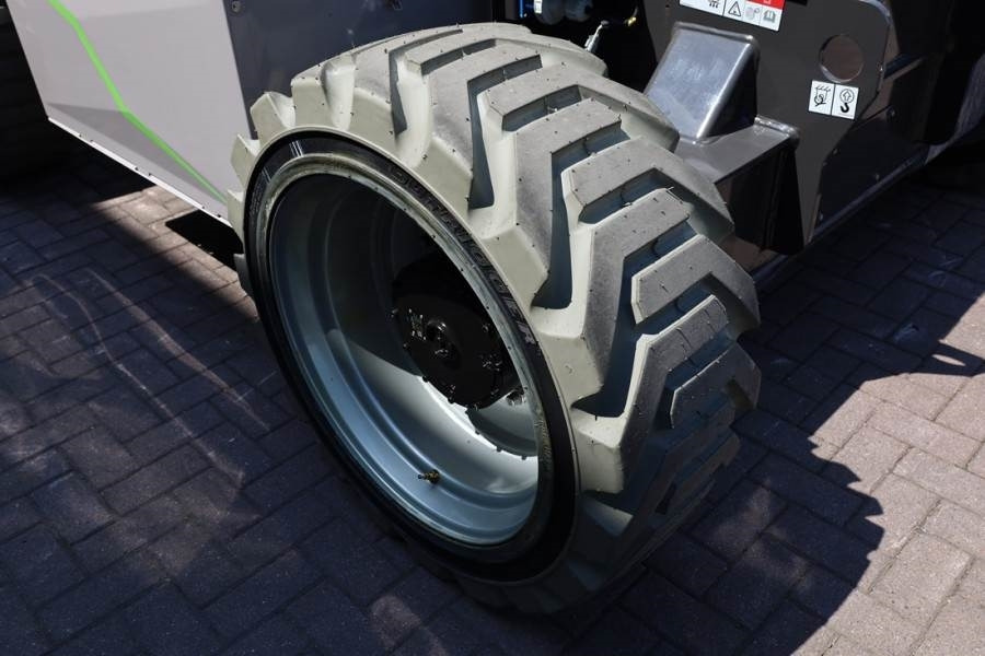 Teleskopbühne Zoomlion ZT22JE Fully Electric Lithium-Powered, 4x4 Rough T: das Bild 11