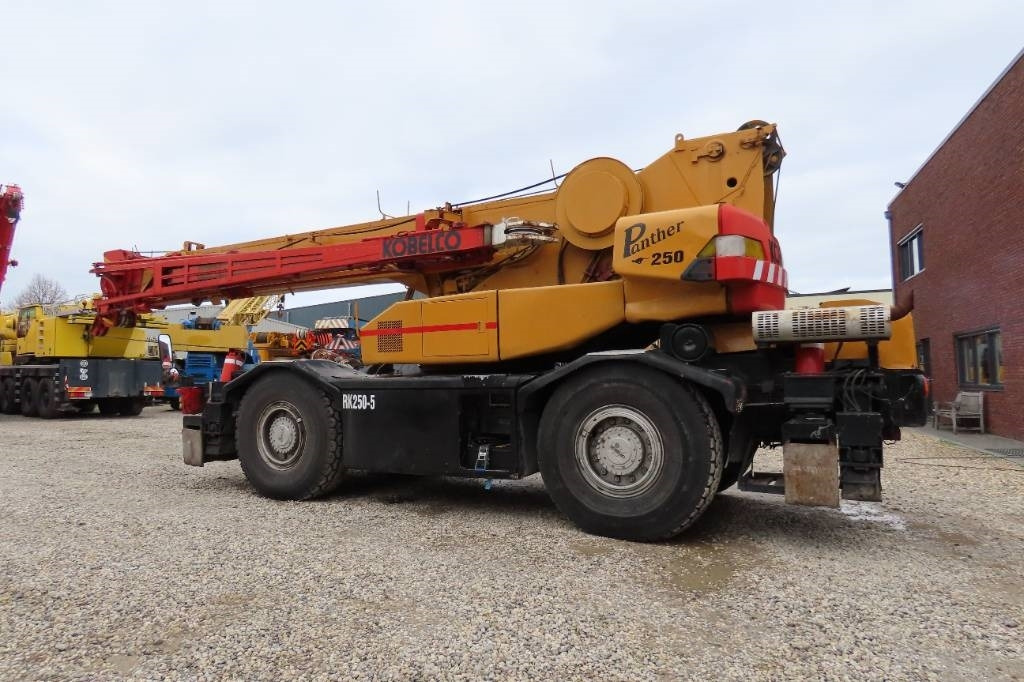 Kobelco RK 250-3 - Mobilkran: das Bild 4 Kobelco RK 250-3 - Mobilkran: das Bild 4