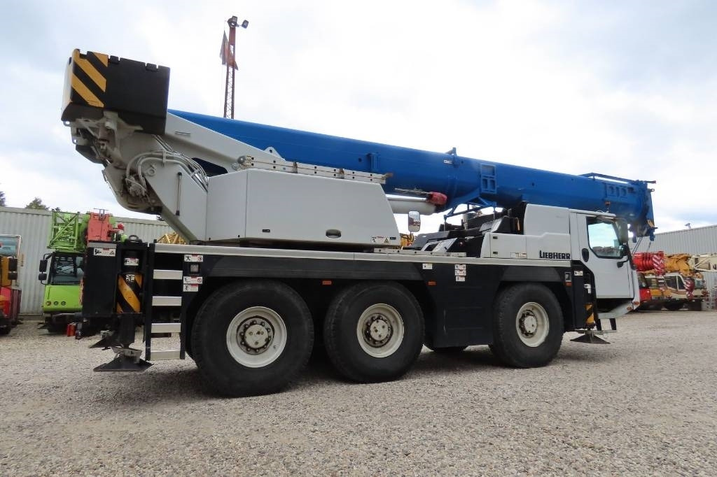Liebherr LTM 1050-3.1 - All-Terrain Kran: das Bild 3 Liebherr LTM 1050-3.1 - All-Terrain Kran: das Bild 3