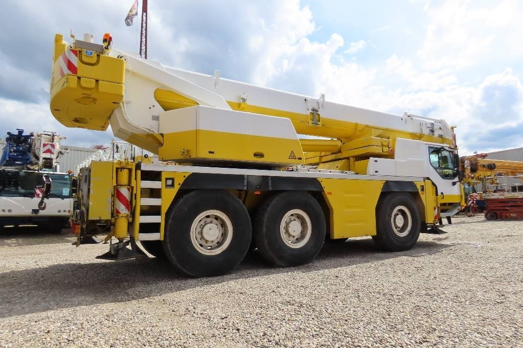 Liebherr LTM 1055-3.2 - All-Terrain Kran: das Bild 3 Liebherr LTM 1055-3.2 - All-Terrain Kran: das Bild 3