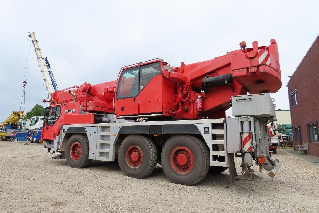 Liebherr LTM 1055-3.2 - All-Terrain Kran: das Bild 4 Liebherr LTM 1055-3.2 - All-Terrain Kran: das Bild 4