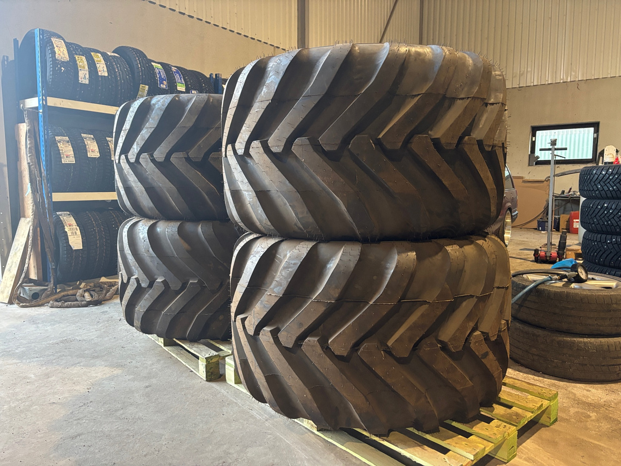 Alliance Flotation 331 - Reifen für Baumaschine: das Bild 1 Alliance Flotation 331 - Reifen für Baumaschine: das Bild 1