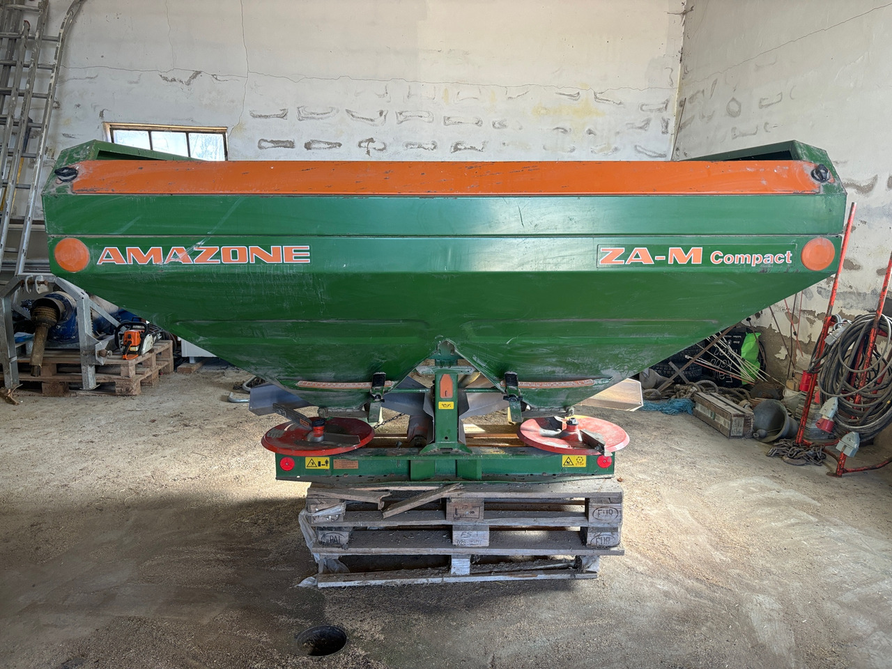 Amazone ZA-M Compact 1000 - Düngetechnik: das Bild 1 Amazone ZA-M Compact 1000 - Düngetechnik: das Bild 1