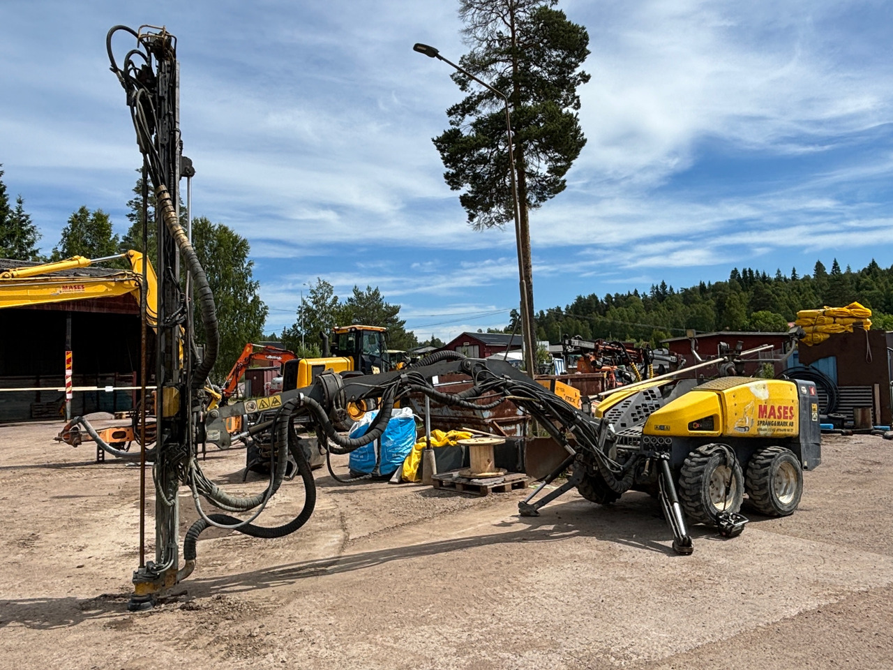Atlas Copco Flexiroc T15R-01 - Bohrgerät: das Bild 1 Atlas Copco Flexiroc T15R-01 - Bohrgerät: das Bild 1