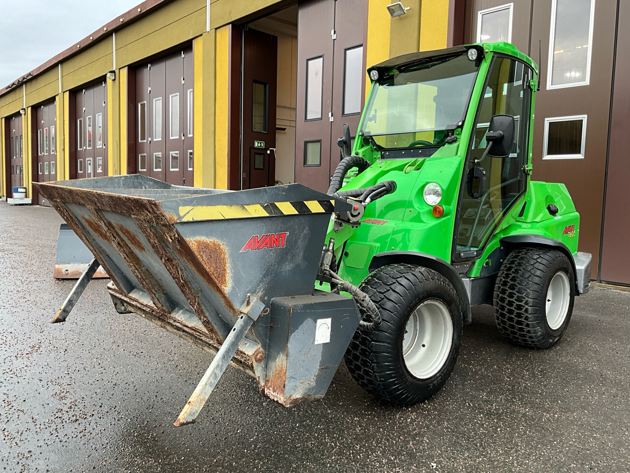 Avant 760i - Kommunal-/ Sonderfahrzeug: das Bild 1 Avant 760i - Kommunal-/ Sonderfahrzeug: das Bild 1