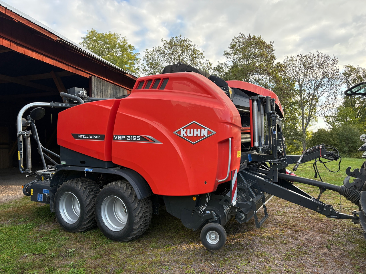 Kuhn VBP 3195 - Rundballenpresse: das Bild 1 Kuhn VBP 3195 - Rundballenpresse: das Bild 1