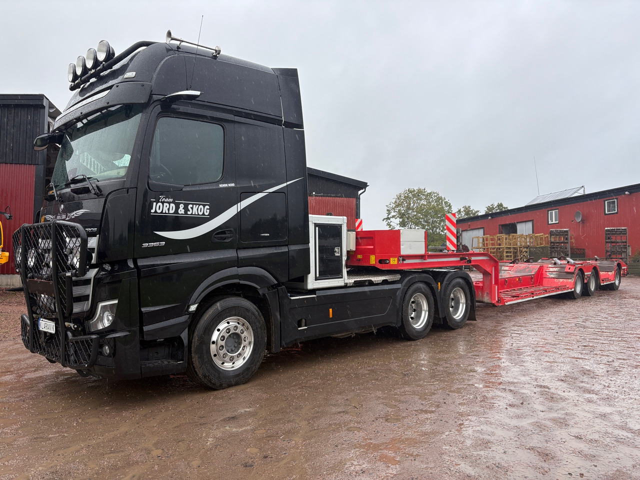 Mercedes-Benz 3353 6x4 Actros Giga Space - LKW: das Bild 1 Mercedes-Benz 3353 6x4 Actros Giga Space - LKW: das Bild 1