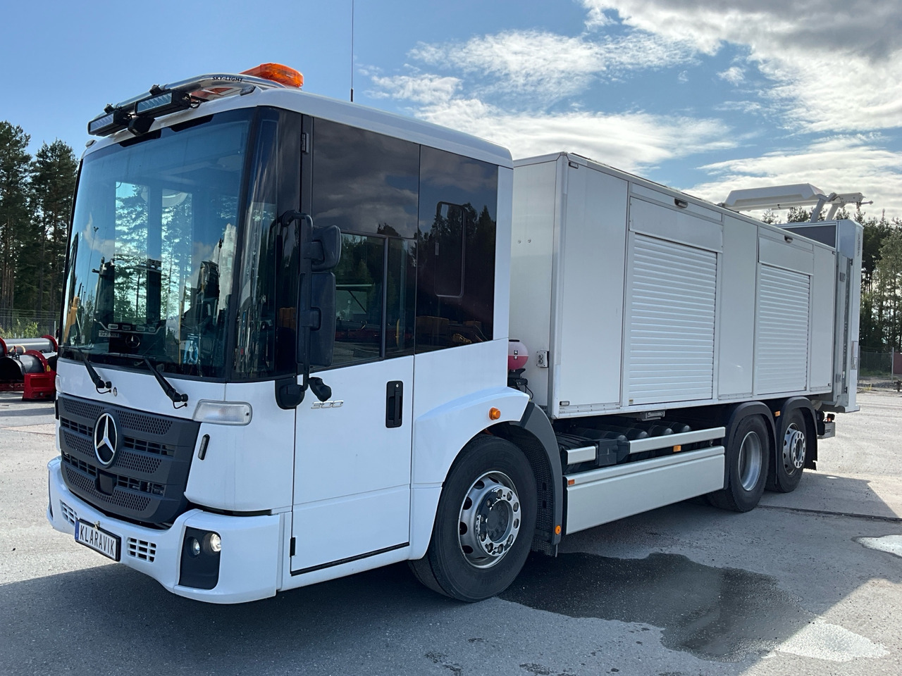 Mercedes-Benz Econic 300 - LKW, Elektro-LKW: das Bild 1 Mercedes-Benz Econic 300 - LKW, Elektro-LKW: das Bild 1