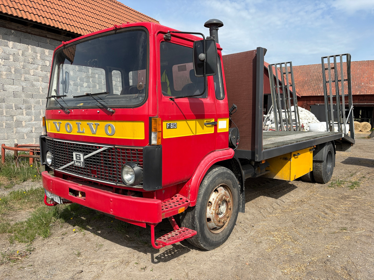 Volvo F 613 4X2-1-V - LKW: das Bild 1 Volvo F 613 4X2-1-V - LKW: das Bild 1