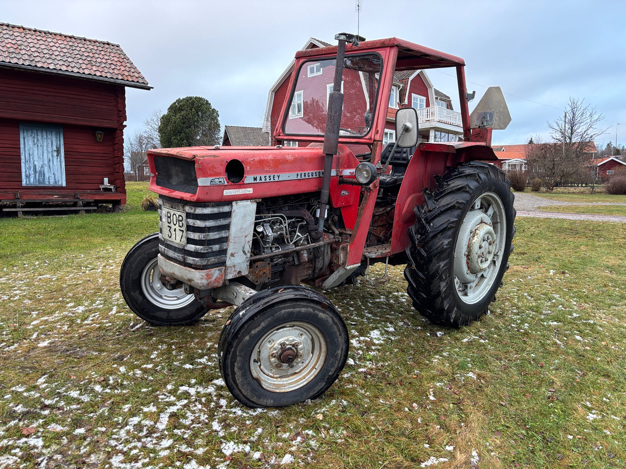 Massey Ferguson 165 - Traktor: das Bild 1 Massey Ferguson 165 - Traktor: das Bild 1