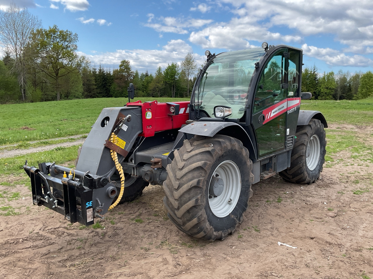 Massey Ferguson 9407 S - Teleskoplader: das Bild 1 Massey Ferguson 9407 S - Teleskoplader: das Bild 1