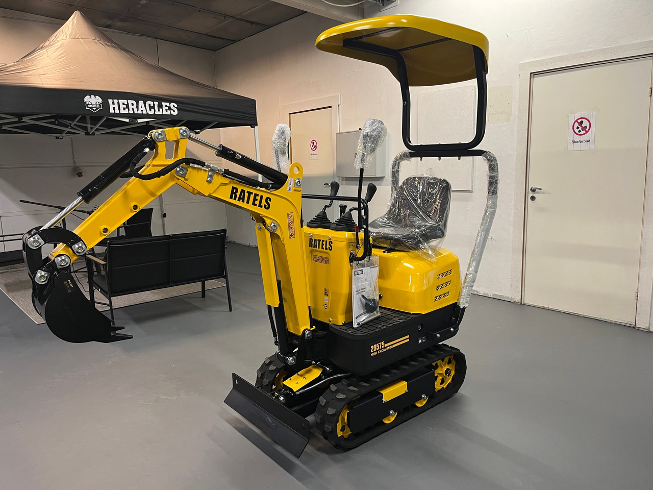 Ratels 29575 - Bagger: das Bild 1 Ratels 29575 - Bagger: das Bild 1