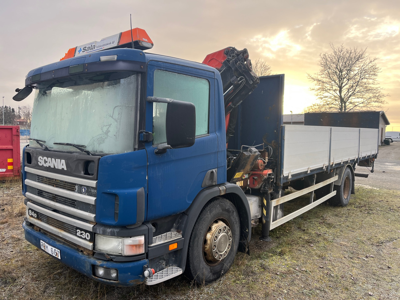 Scania P94DB4X2NB230 - Autokran: das Bild 1 Scania P94DB4X2NB230 - Autokran: das Bild 1