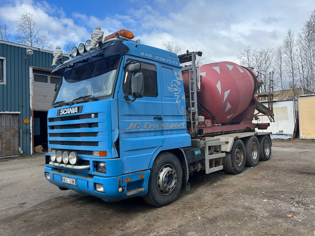 Scania R143HL6W2L42046 - Abrollkipper: das Bild 1 Scania R143HL6W2L42046 - Abrollkipper: das Bild 1