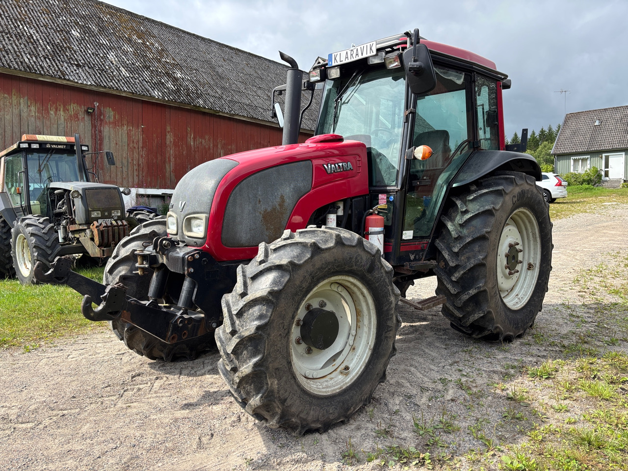 Valtra A72 - Traktor: das Bild 1 Valtra A72 - Traktor: das Bild 1