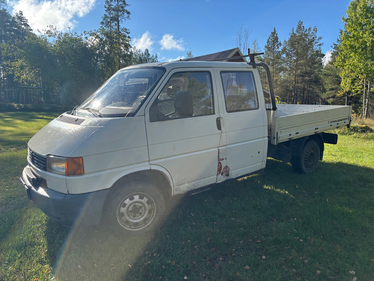 Volkswagen Transporter 2.5 TDI - Pritsche LKW: das Bild 1 Volkswagen Transporter 2.5 TDI - Pritsche LKW: das Bild 1