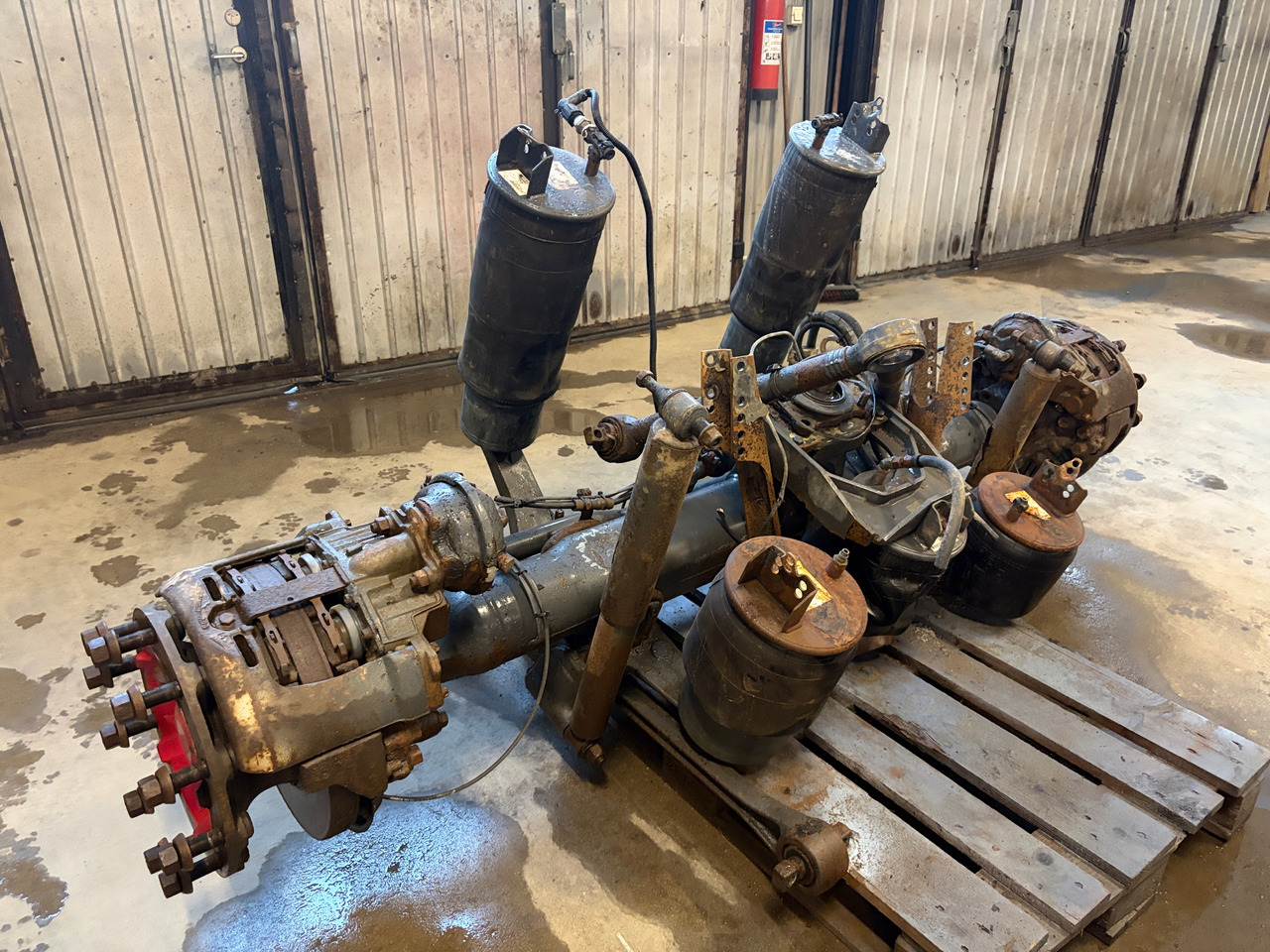 Volvo FH16 580 Tridem - Vorderachse für LKW: das Bild 1 Volvo FH16 580 Tridem - Vorderachse für LKW: das Bild 1