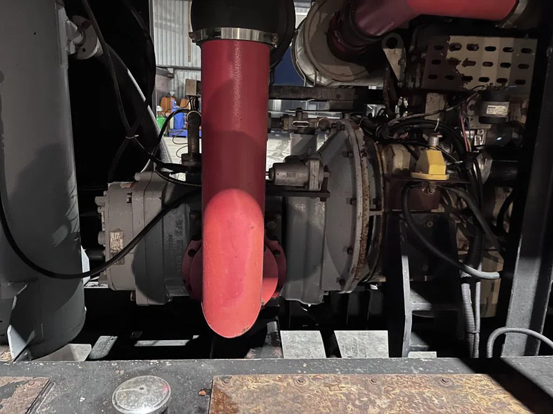 Cummins NTA 855 ELGI DT650-200 - Luftkompressor: das Bild 4 Cummins NTA 855 ELGI DT650-200 - Luftkompressor: das Bild 4