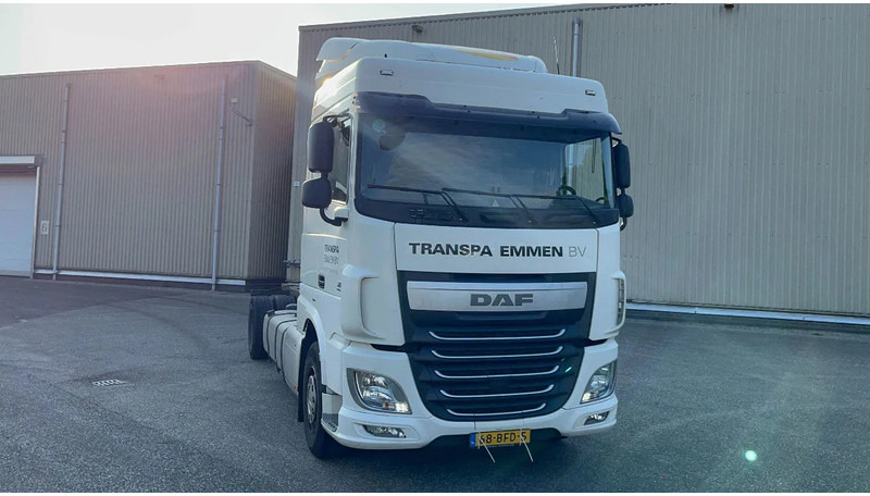 DAF XF 440 Daf XF106 Chassis cabine clean euro6 - Fahrgestell LKW: das Bild 1 DAF XF 440 Daf XF106 Chassis cabine clean euro6 - Fahrgestell LKW: das Bild 1