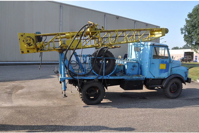 Hanomag AL 28 Z met Celler machinen fabrik DB114 - 30 - Bohrgerät: das Bild 2 Hanomag AL 28 Z met Celler machinen fabrik DB114 - 30 - Bohrgerät: das Bild 2