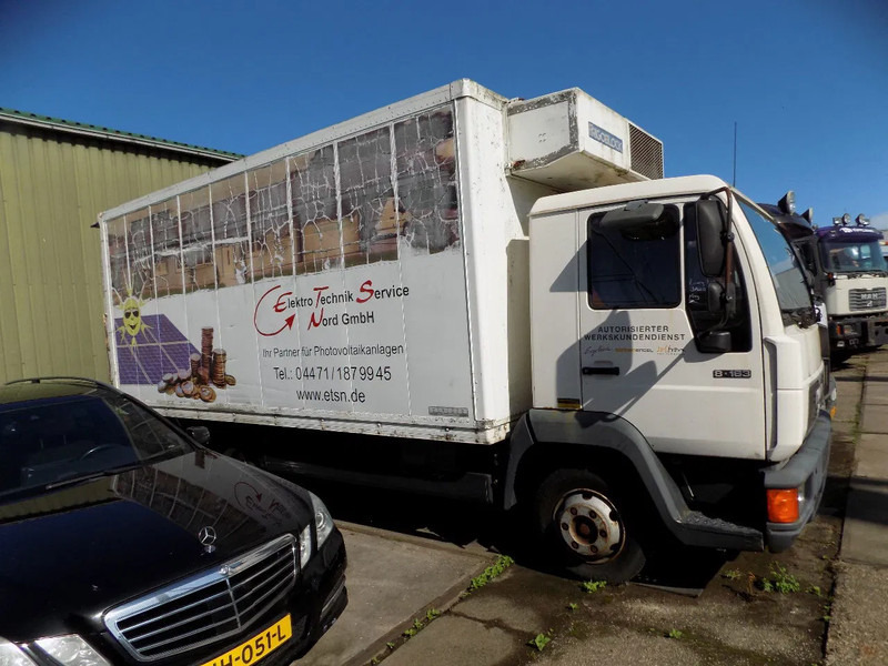MAN 8.136 MAN 8.163 koel vrieswagen met laadklep - Kühlkoffer LKW: das Bild 2 MAN 8.136 MAN 8.163 koel vrieswagen met laadklep - Kühlkoffer LKW: das Bild 2