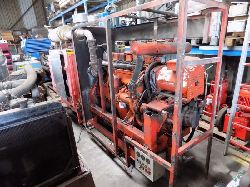 Scania 6 cillinder DS-9 compressor 20 bar en aggregaat 15 kva - Luftkompressor: das Bild 1 Scania 6 cillinder DS-9 compressor 20 bar en aggregaat 15 kva - Luftkompressor: das Bild 1