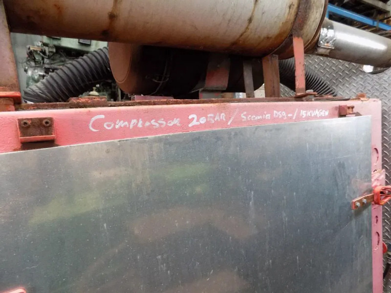 Scania 6 cillinder DS-9 compressor 20 bar en aggregaat 15 kva - Luftkompressor: das Bild 4 Scania 6 cillinder DS-9 compressor 20 bar en aggregaat 15 kva - Luftkompressor: das Bild 4