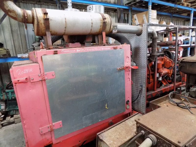 Scania 6 cillinder DS-9 compressor 20 bar en aggregaat 15 kva - Luftkompressor: das Bild 2 Scania 6 cillinder DS-9 compressor 20 bar en aggregaat 15 kva - Luftkompressor: das Bild 2