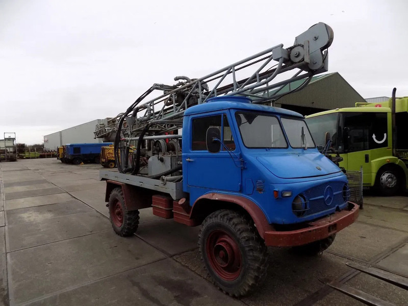 Unimog Mercedes S 404 boormachine Bomag - Bohrgerät: das Bild 5 Unimog Mercedes S 404 boormachine Bomag - Bohrgerät: das Bild 5