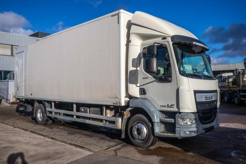 DAF LF 220(16t)+DHOLLANDIA - Koffer LKW: das Bild 2 DAF LF 220(16t)+DHOLLANDIA - Koffer LKW: das Bild 2