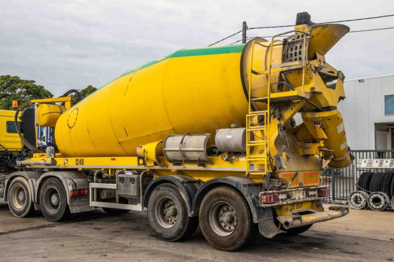 DE BUF BETON MIXER/MALAXEUR/MISCHER12M3 - Betonmischer Auflieger: das Bild 4 DE BUF BETON MIXER/MALAXEUR/MISCHER12M3 - Betonmischer Auflieger: das Bild 4