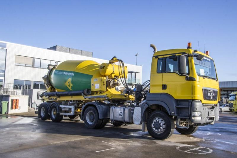 DE BUF MIXER/MALAXEUR/MISCHER-10M3 (gestuurd/gelenkt/dir./steering) - Betonmischer Auflieger: das Bild 3 DE BUF MIXER/MALAXEUR/MISCHER-10M3 (gestuurd/gelenkt/dir./steering) - Betonmischer Auflieger: das Bild 3