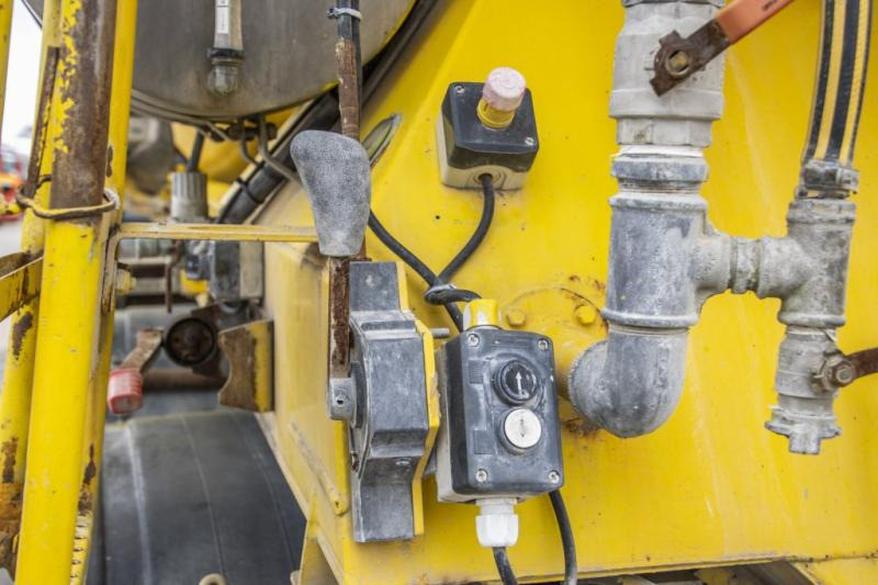 DE BUF MIXER/MALAXEUR/MISCHER-10M3 (gestuurd/gelenkt/dir./steering) - Betonmischer Auflieger: das Bild 5 DE BUF MIXER/MALAXEUR/MISCHER-10M3 (gestuurd/gelenkt/dir./steering) - Betonmischer Auflieger: das Bild 5