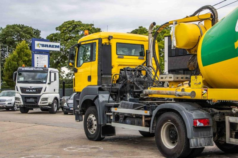 Fahrmischer MAN TGS 18.360 BLS-4X4 + MIXER 10M3: das Bild 7